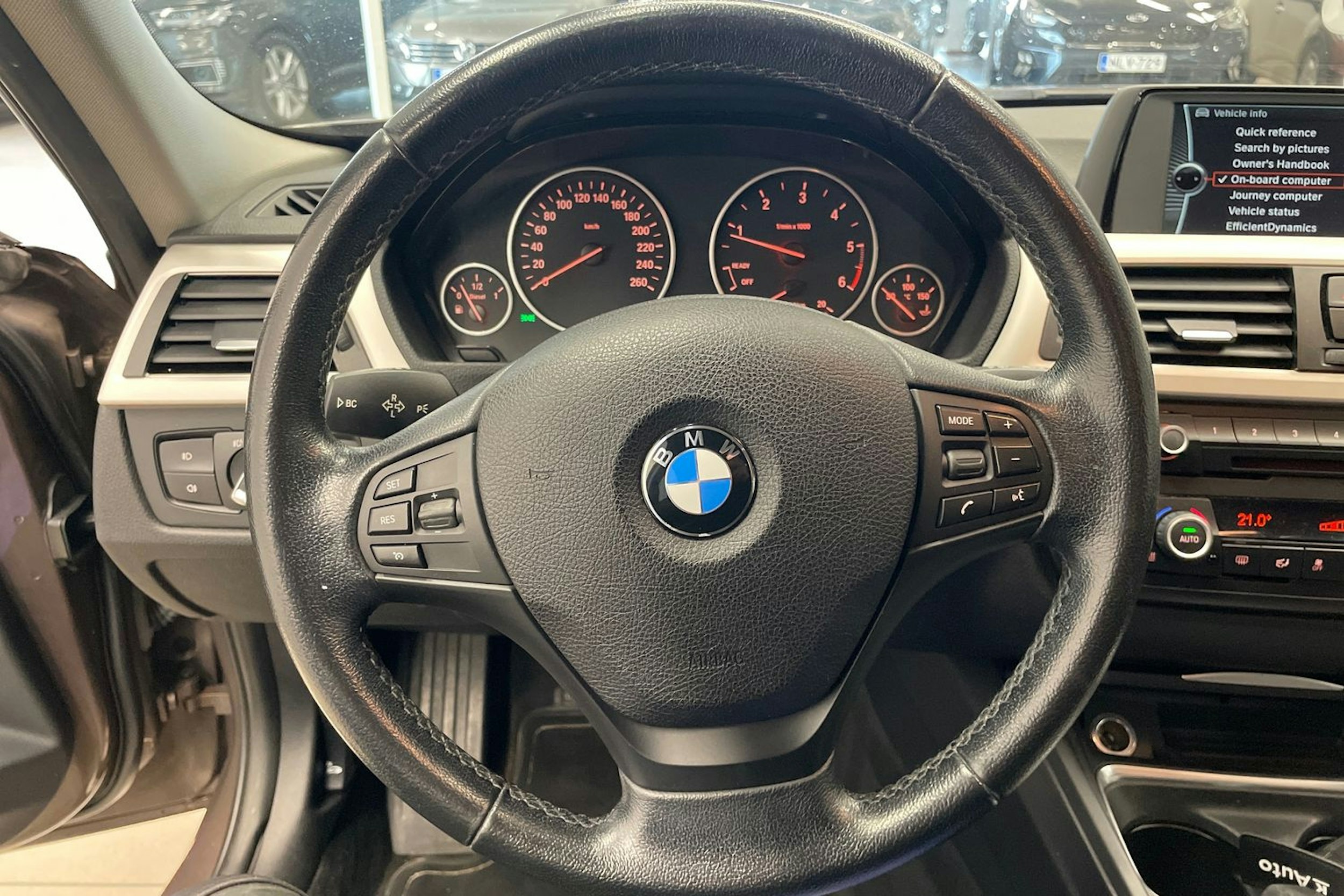 Ruskea (beige) BMW 316 2014 kuva 14.