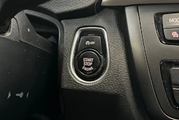 musta BMW 316 2015 kuva 22.