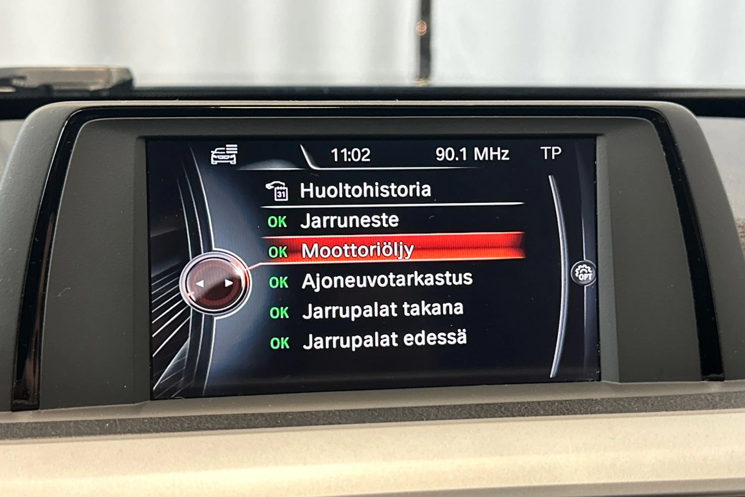 musta BMW 316 2015 kuva 25.