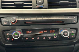 musta BMW 316 2015 kuva 26.