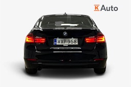 musta BMW 316 2015 kuva 3.