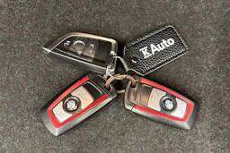 punainen BMW 316 2015 kuva 19.