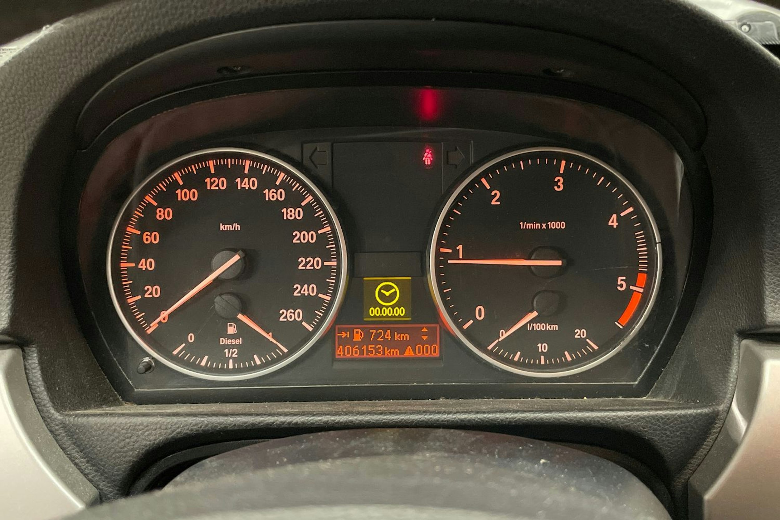 musta BMW 318 2008 kuva 11.