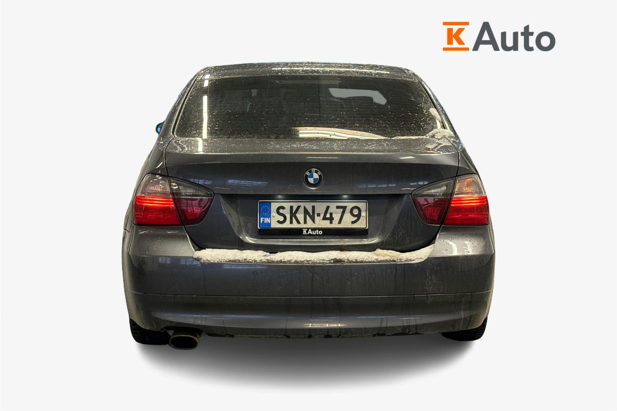 harmaa BMW 318 2008 kuva 3.