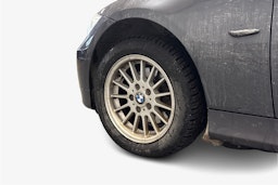 harmaa BMW 318 2008 kuva 9.