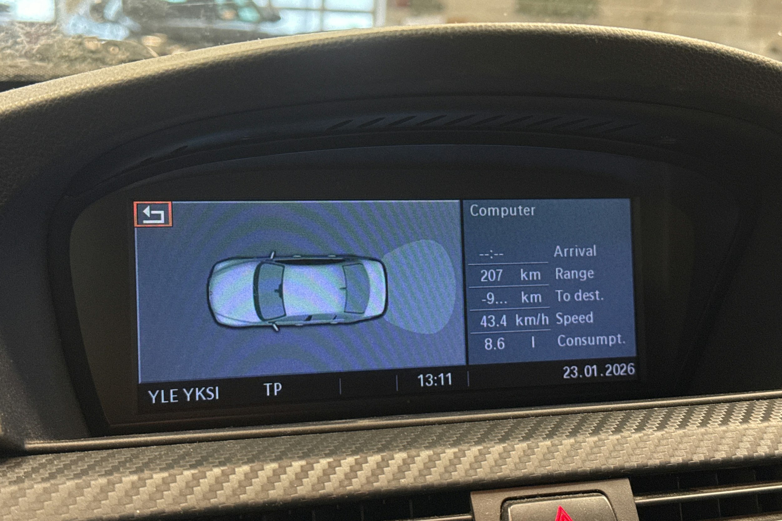 harmaa BMW 318 2008 kuva 16.