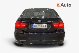 Musta BMW 318 2009 kuva 3.