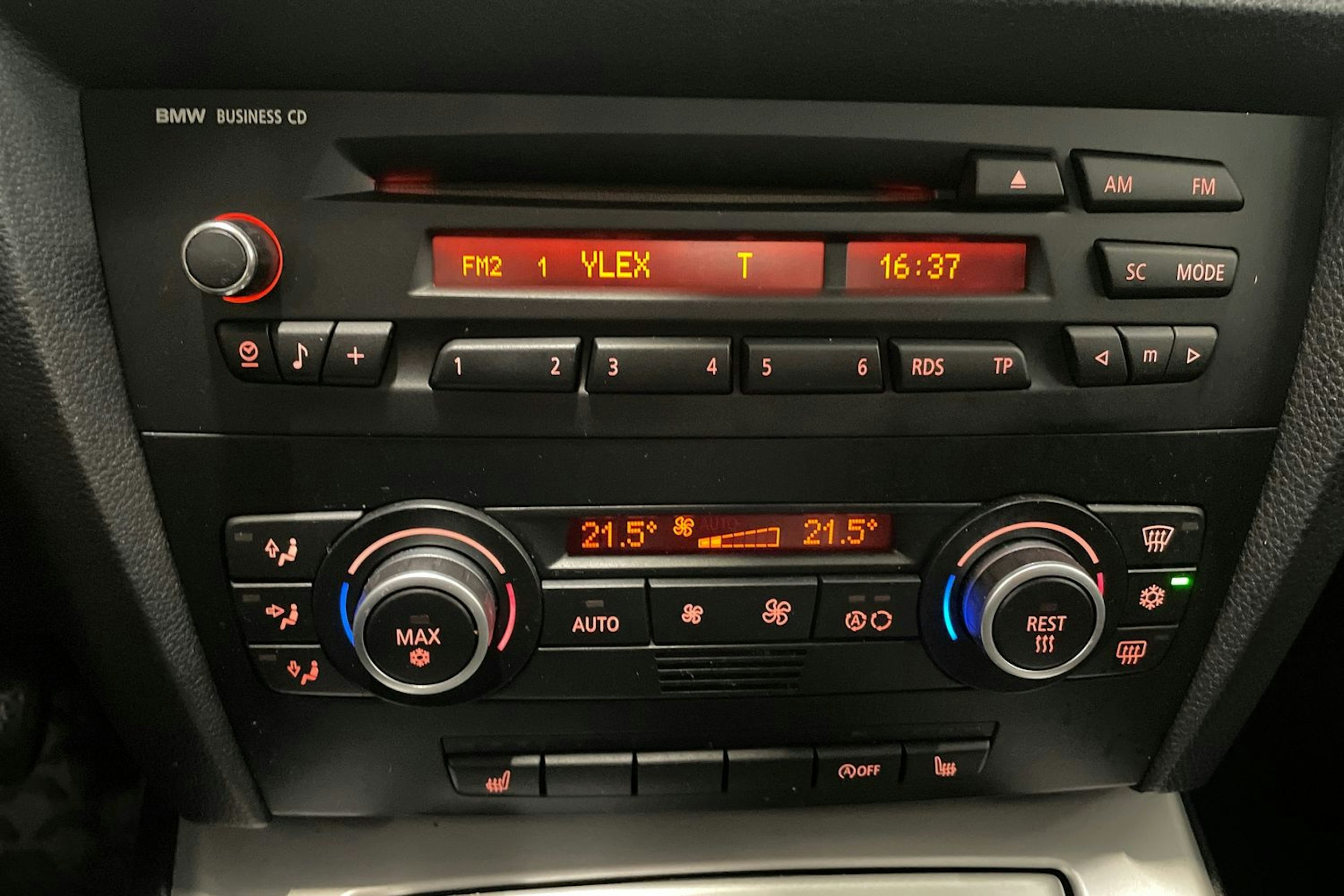 Musta BMW 318 2009 kuva 21.