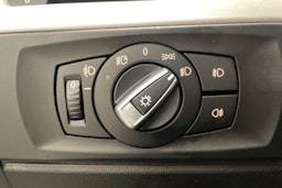 Musta BMW 318 2009 kuva 23.