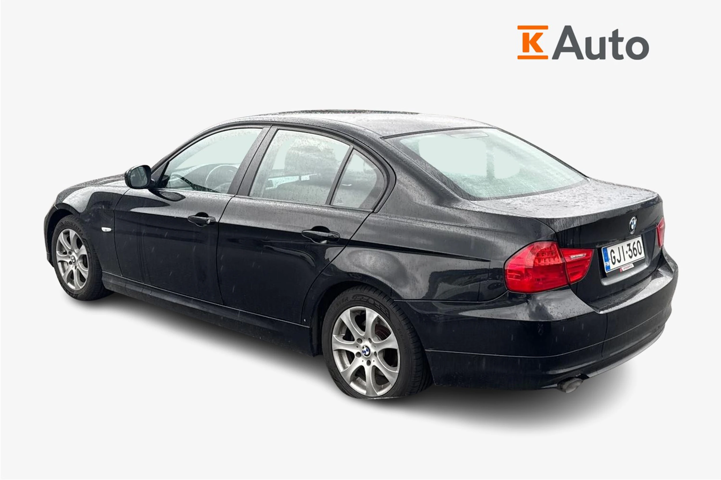 musta BMW 318 2011 kuva 2.