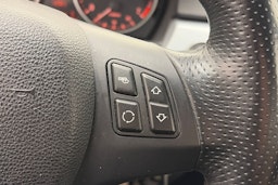 harmaa BMW 318 2012 kuva 19.