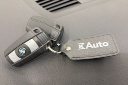 harmaa BMW 318 2012 kuva 24.