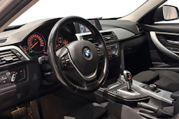 harmaa BMW 318 2013 kuva 6.