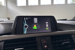 Valkoinen BMW 318 2013 kuva 21.