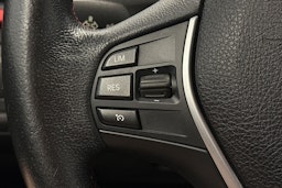 musta BMW 318 2014 kuva 15.