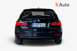 musta BMW 318 2014 kuva 3.