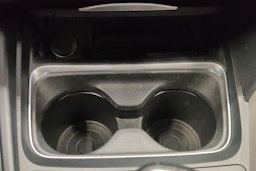 musta BMW 318 2014 kuva 19.