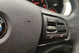 musta BMW 318 2014 kuva 22.