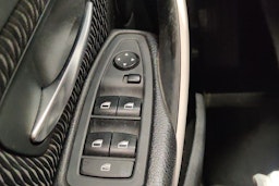 musta BMW 318 2014 kuva 23.