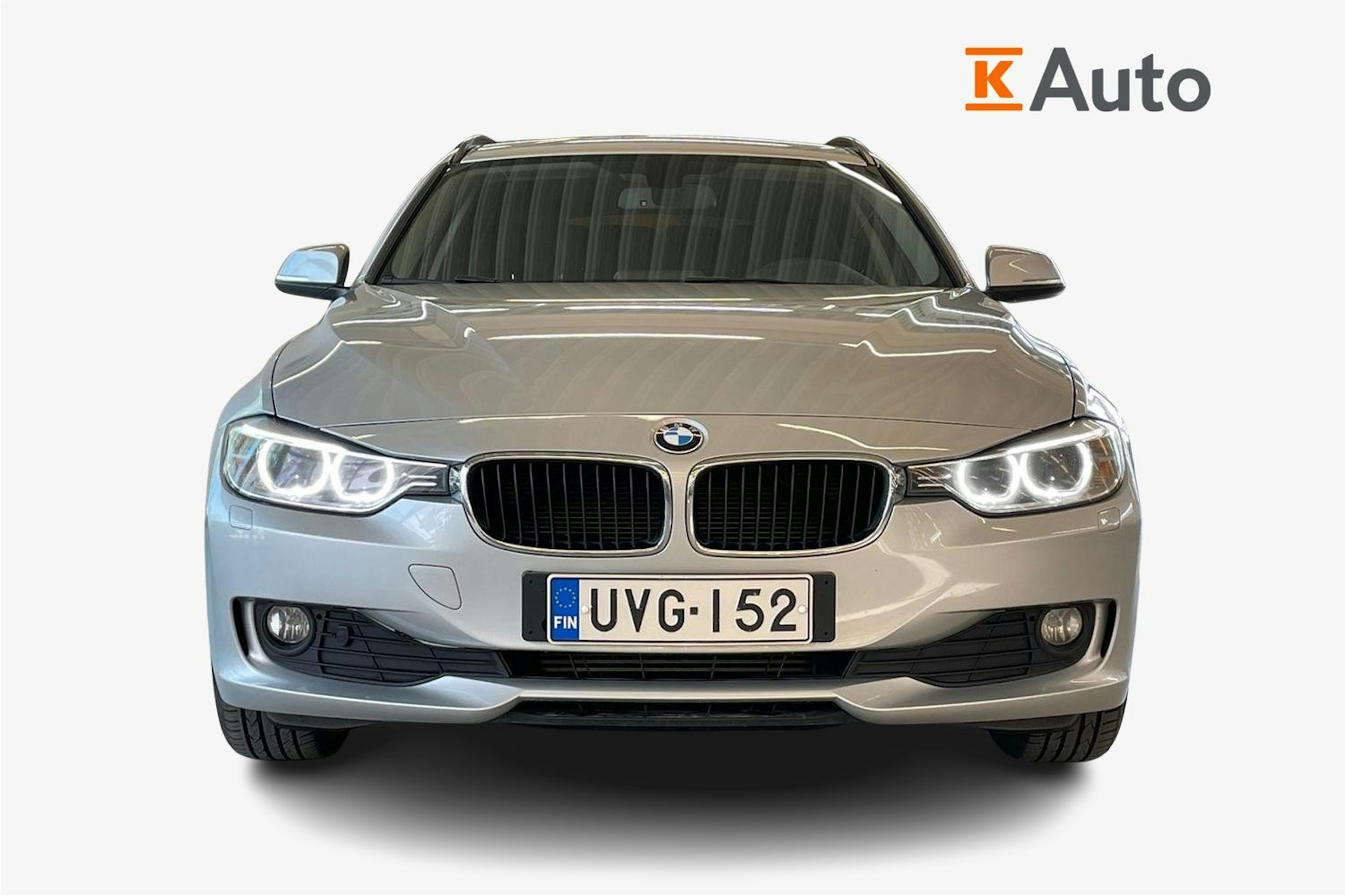 hopea BMW 318 2014 kuva 5.