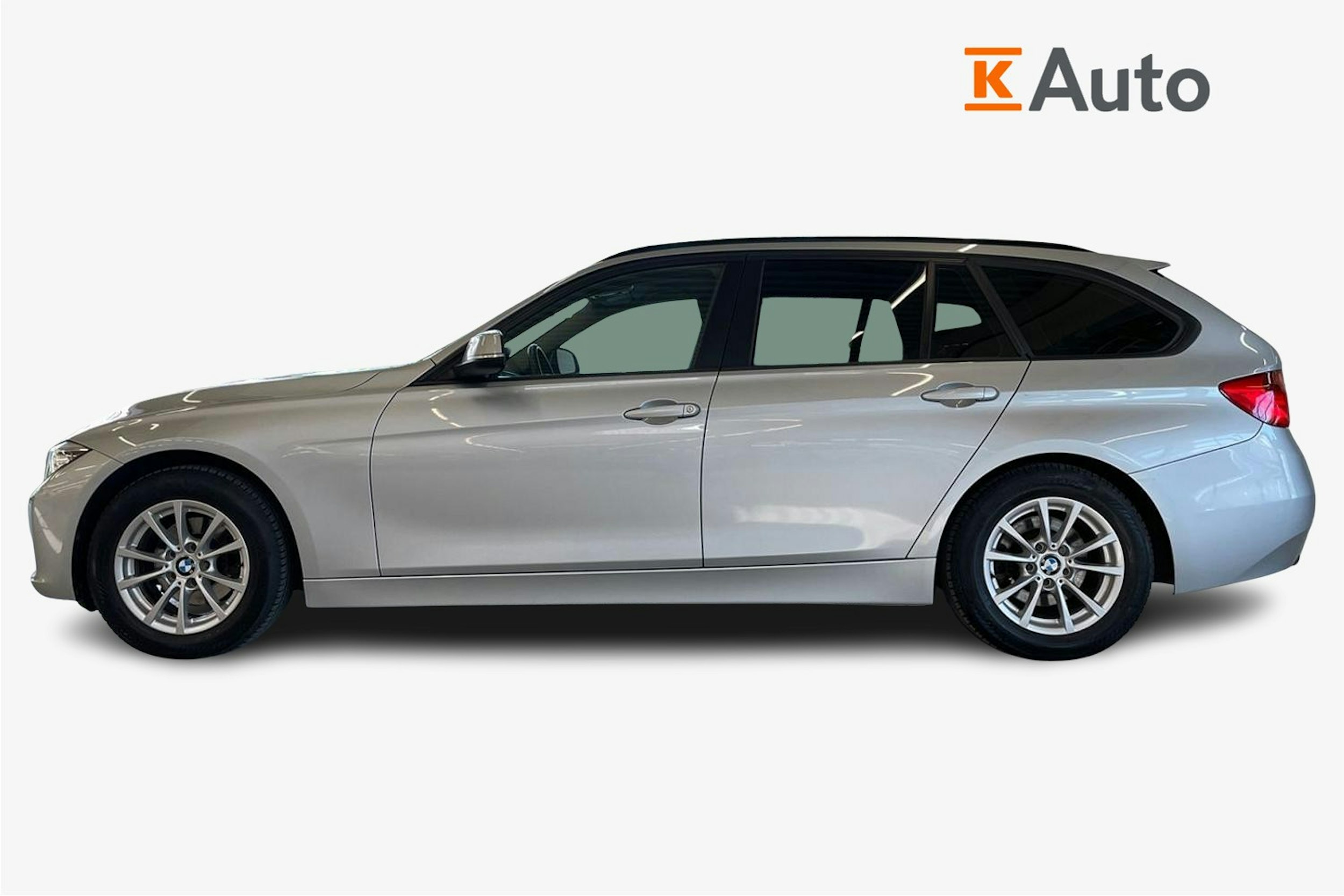 hopea BMW 318 2014 kuva 6.