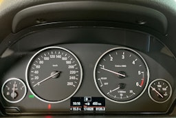 hopea BMW 318 2014 kuva 16.