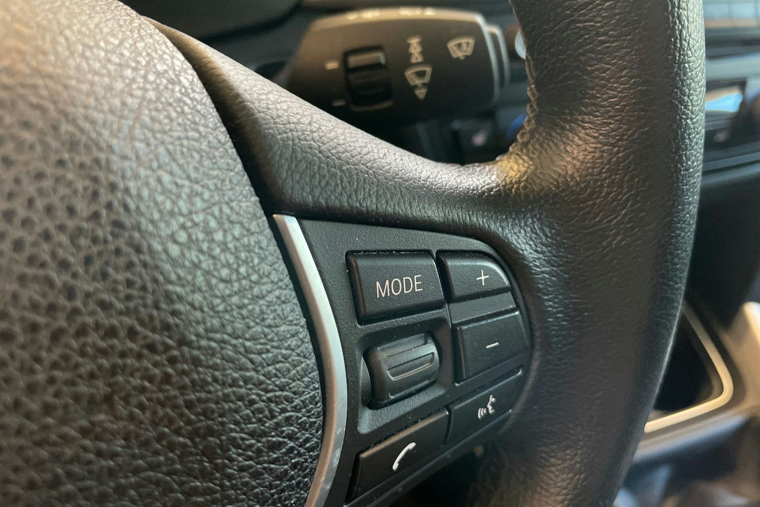 hopea BMW 318 2014 kuva 18.
