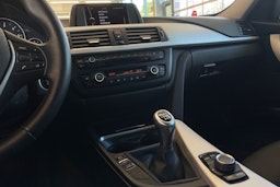 hopea BMW 318 2014 kuva 20.