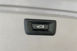 hopea BMW 318 2014 kuva 24.