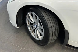 valkoinen BMW 318 2016 kuva 27.