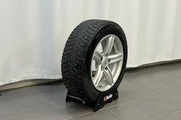 valkoinen BMW 318 2016 kuva 28.