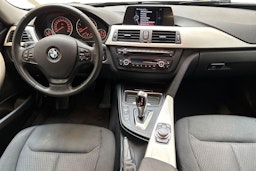Musta BMW 318 2015 kuva 9.
