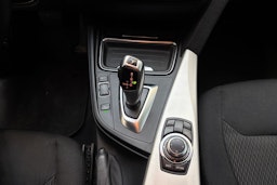 Musta BMW 318 2015 kuva 23.