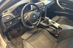 hopea BMW 318 2015 kuva 7.
