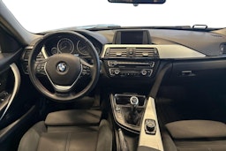 hopea BMW 318 2015 kuva 9.