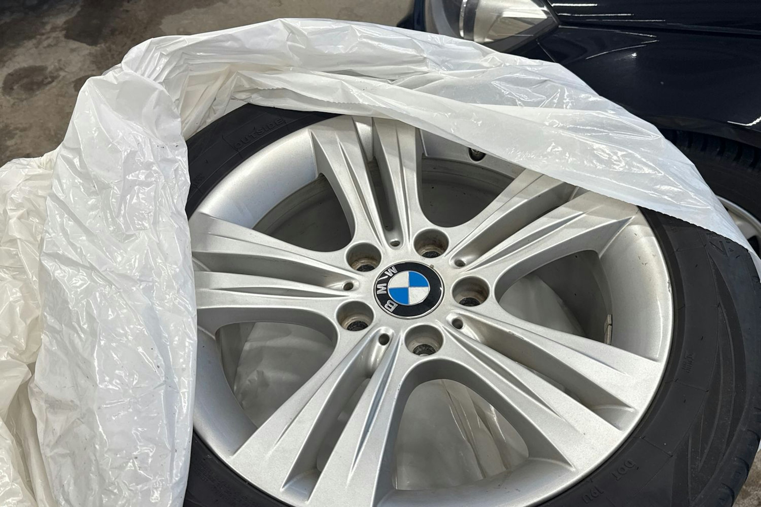 hopea BMW 318 2015 kuva 27.