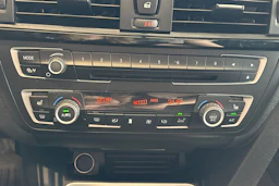 hopea BMW 318 2015 kuva 32.