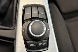 hopea BMW 318 2015 kuva 34.