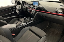 BMW 318 2015 kuva 18.