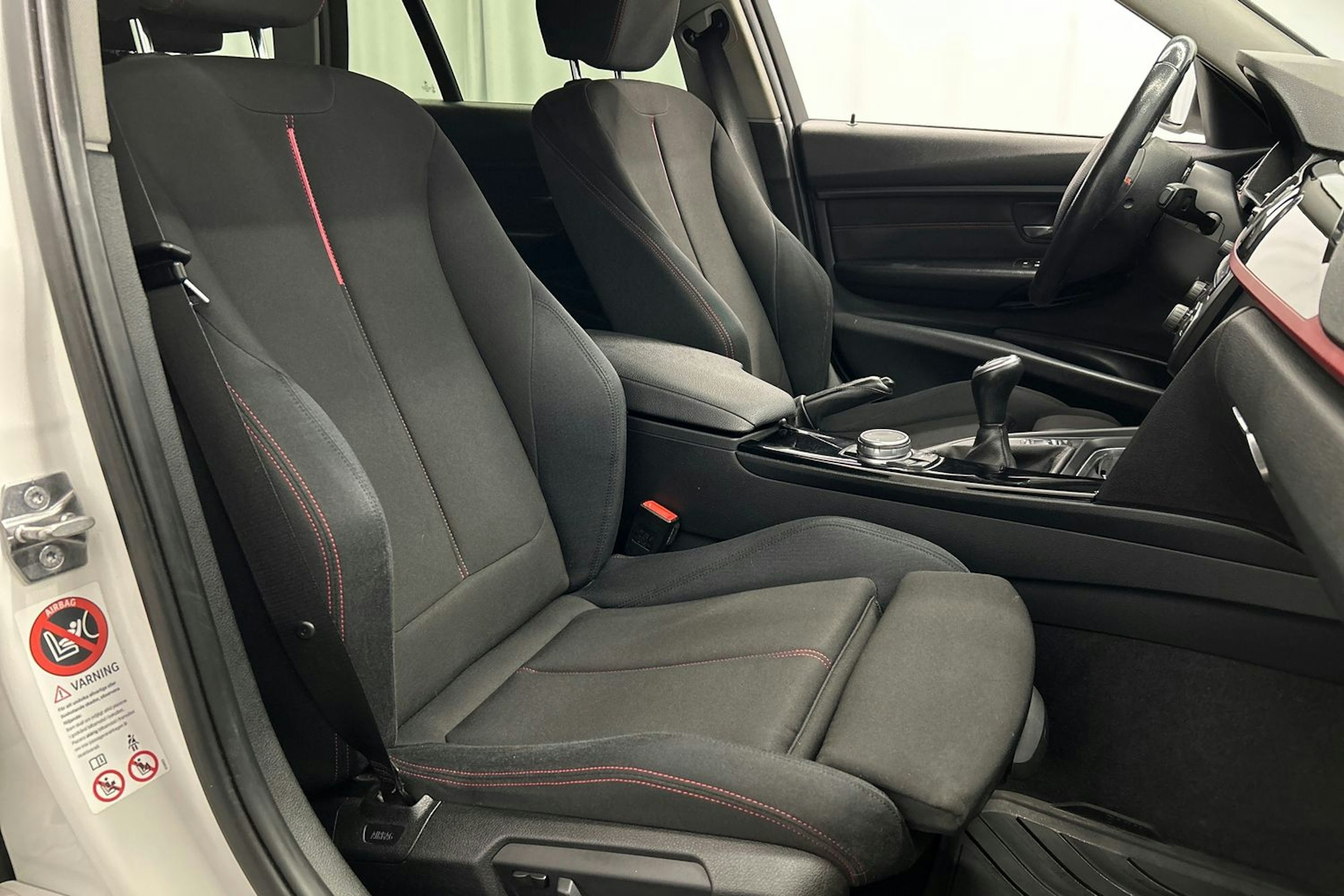 BMW 318 2015 kuva 19.