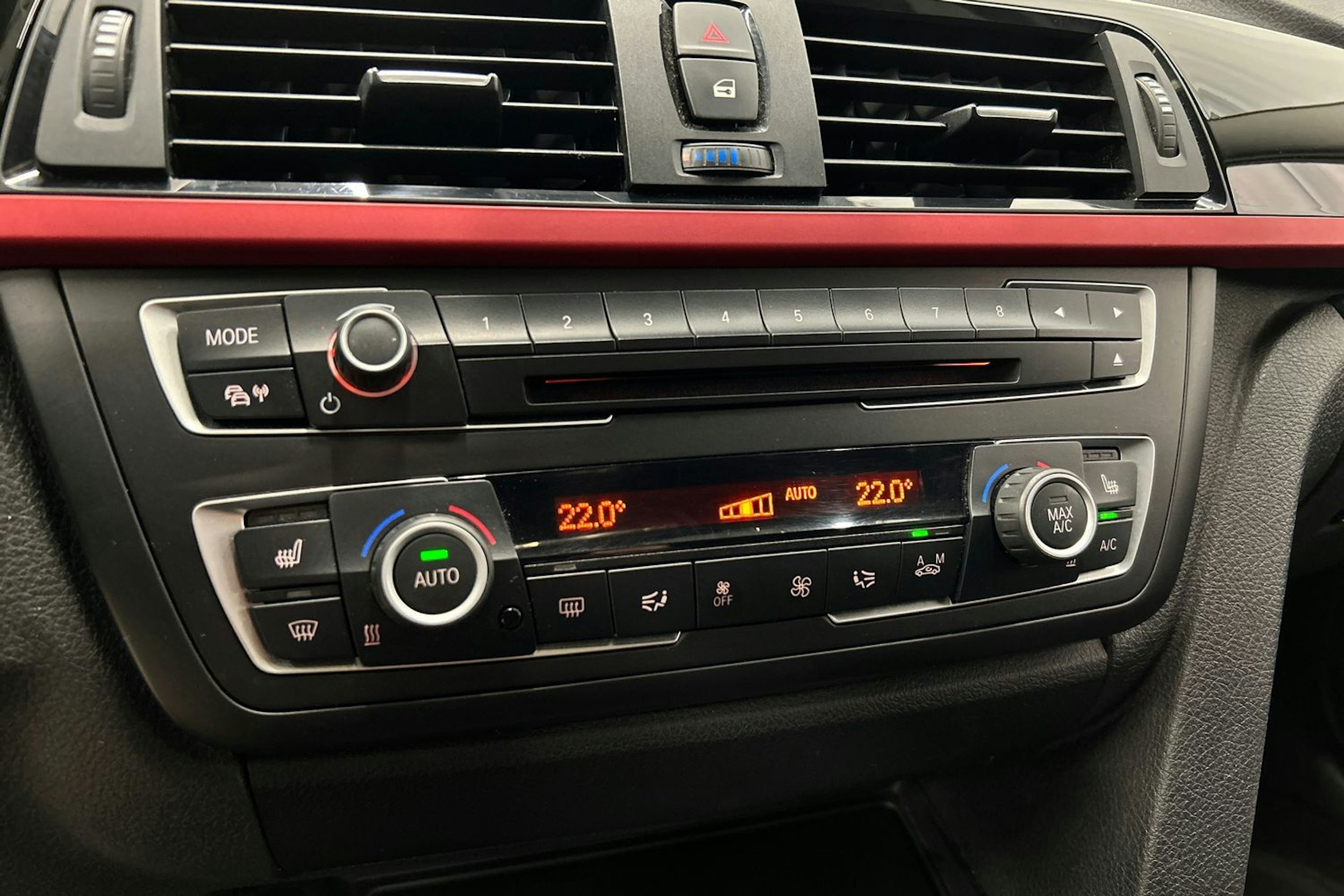 BMW 318 2015 kuva 26.