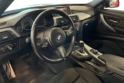 Musta BMW 318 2016 kuva 6.