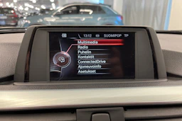 Musta BMW 318 2016 kuva 14.