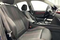 met. sininen BMW 318 2016 kuva 15.