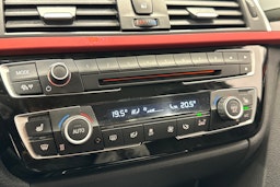 met. sininen BMW 318 2016 kuva 25.