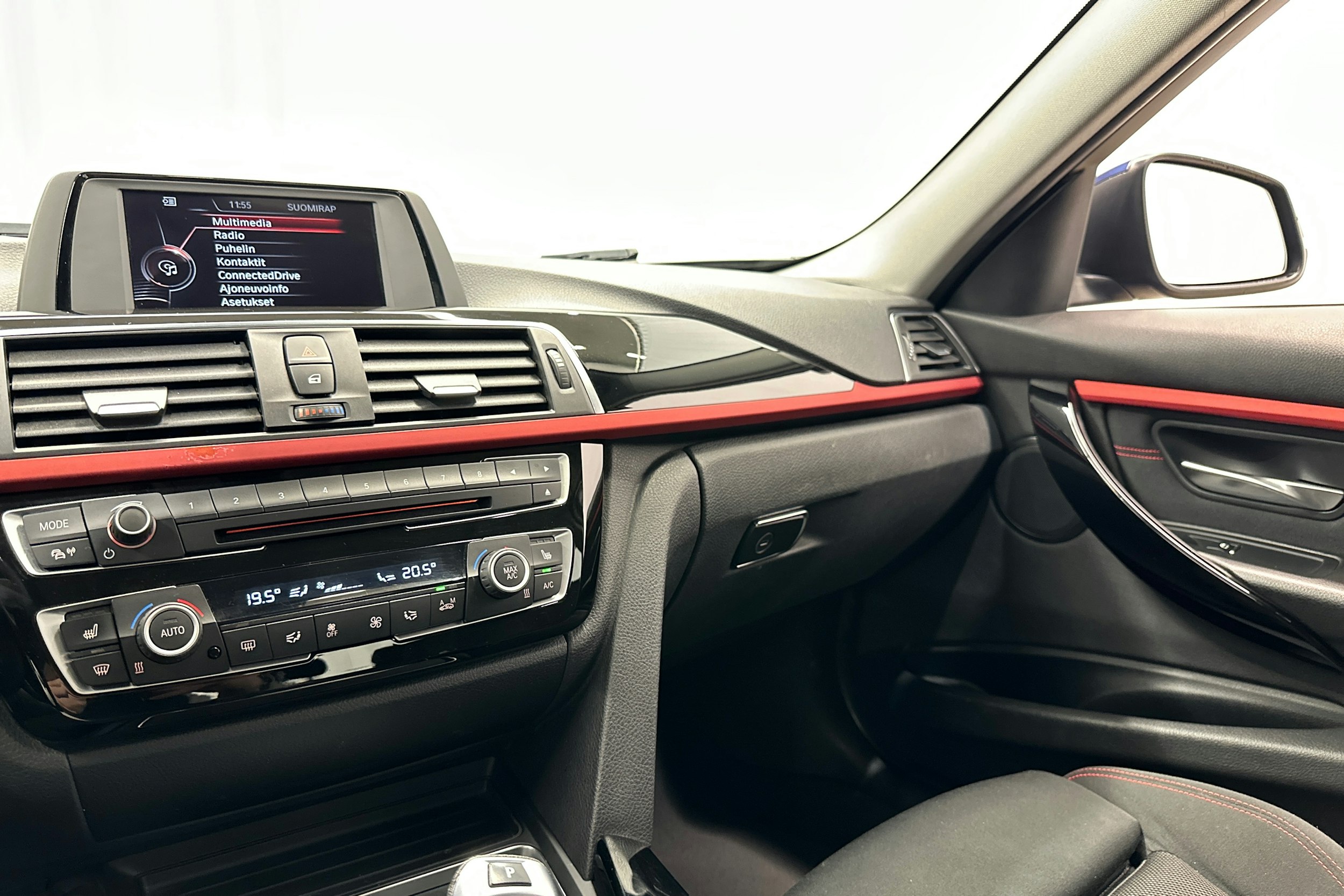 met. sininen BMW 318 2016 kuva 28.