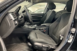 musta BMW 318 2017 kuva 6.