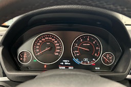 musta BMW 318 2017 kuva 15.