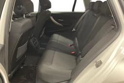 valkoinen BMW 318 2017 kuva 8.