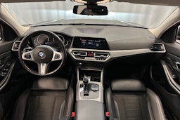 Musta BMW 318 2019 kuva 12.